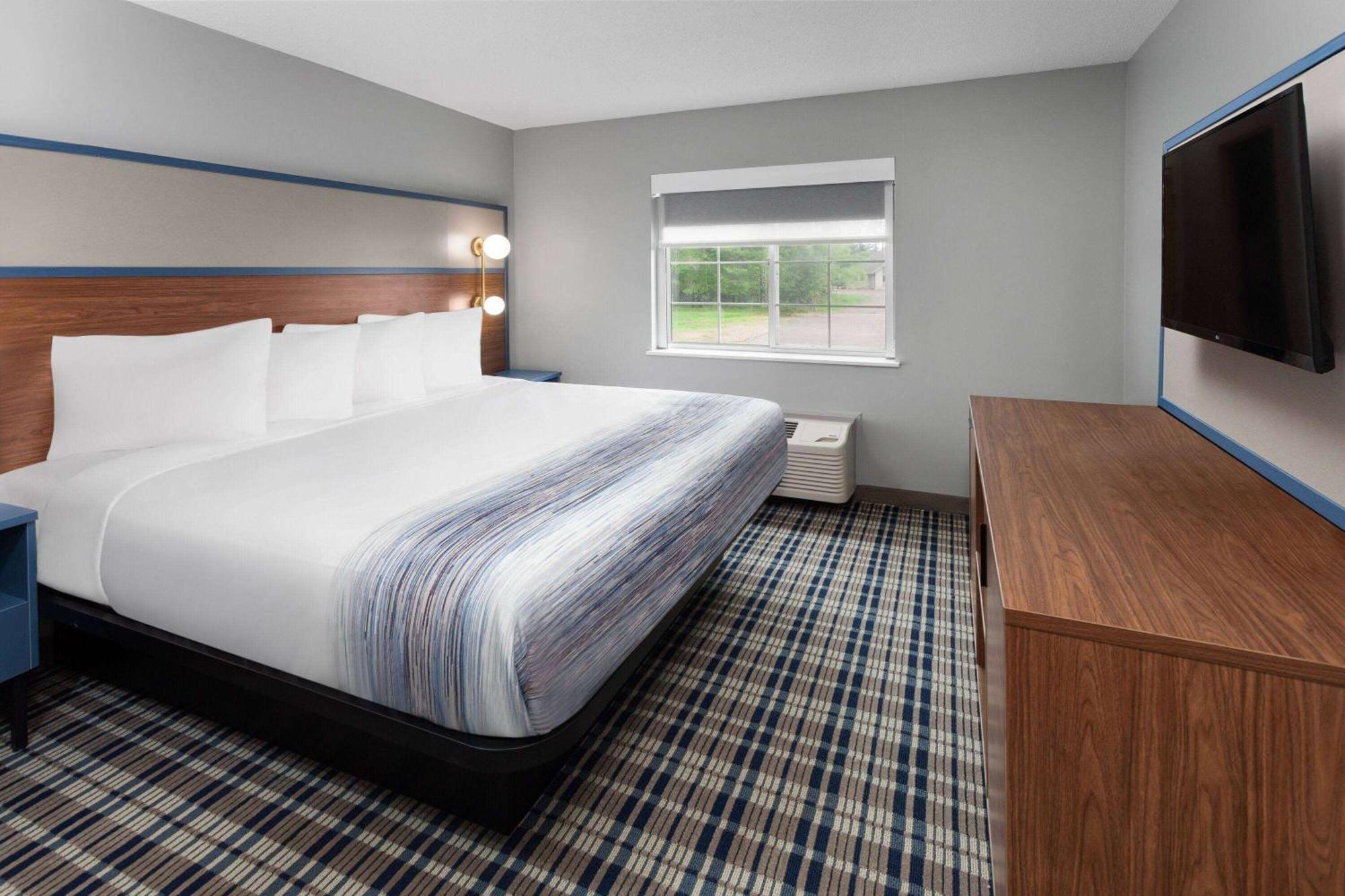 Americinn By Wyndham Eagle River Downtown Esterno foto